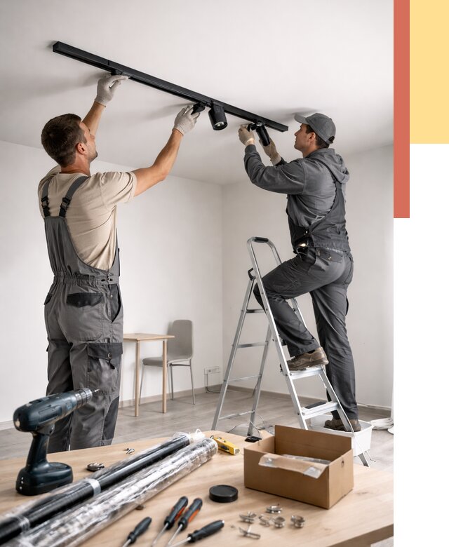 Установка трековых светильников в натяжной потолок в Наро-Фоминске от 4303 руб. | ОТДЕЛОЧНИК-Нр-